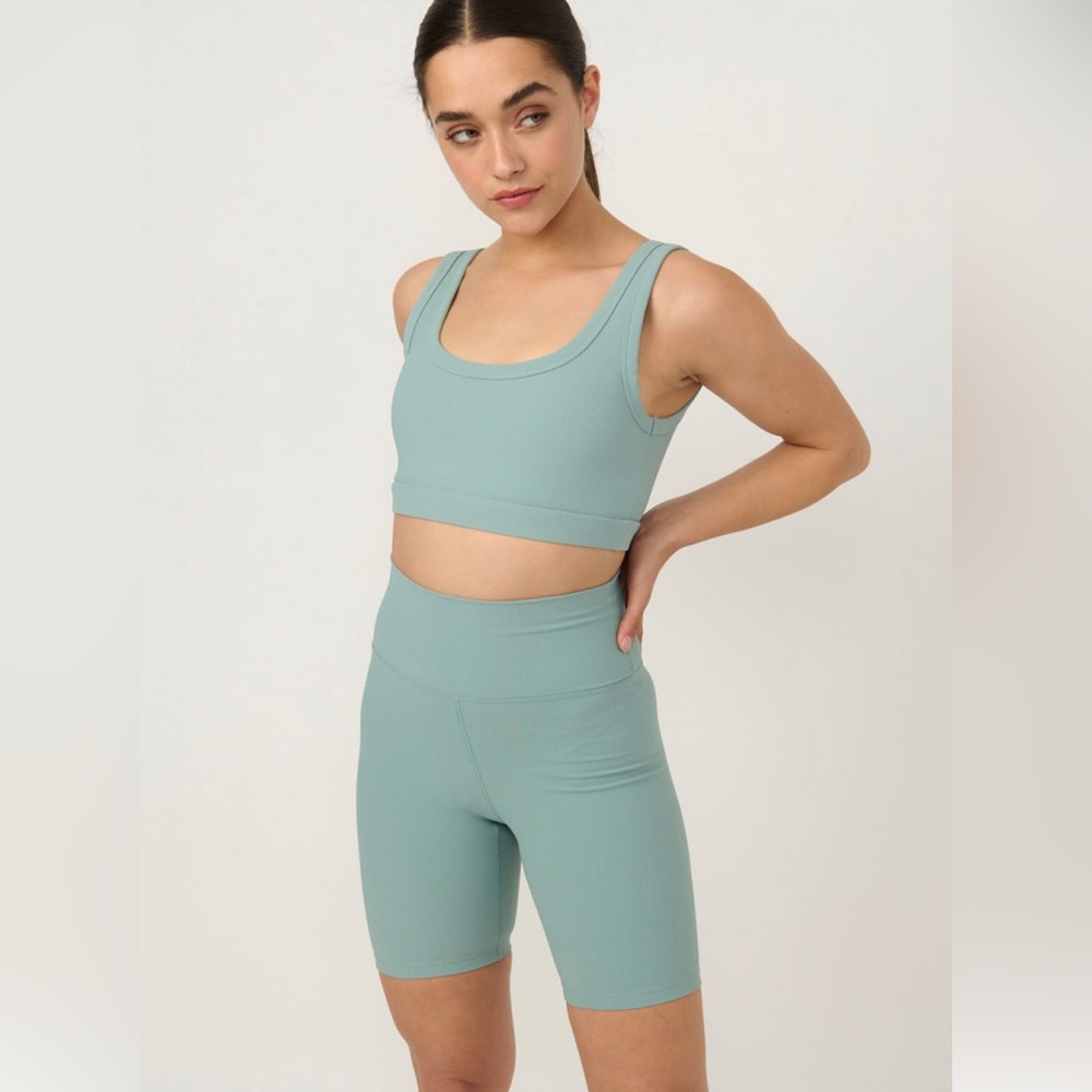 HOODIES Limit Pro Seaweed Green Sports Bra Ribbed Yoga Exercise Sports Top 🧘‍♀️